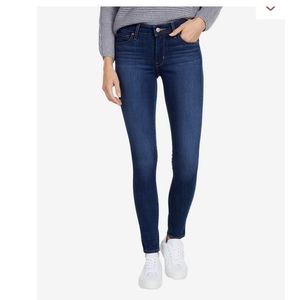 Levi's 711 Mid Rise Skinny Jeans NWOT